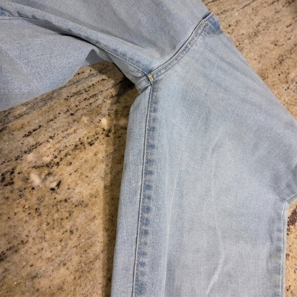 Levi's Denizen Mid Rise Boyfriend Jeans Distressed Raw Hem Denim Size 6 Pants - Picture 7 of 16
